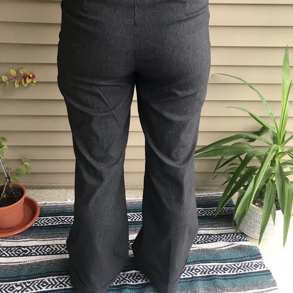 Dress pants - Picture 2 of 2
